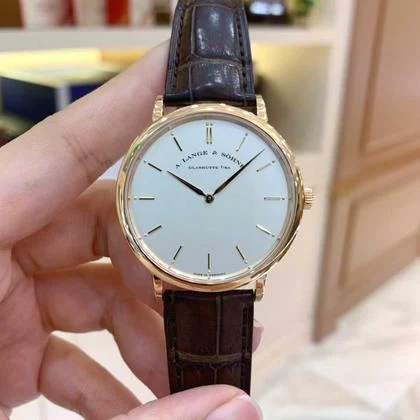 A. Lange & Söhne Saxonia 211.032