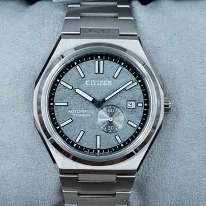 Citizen Forza NJ0180-80H