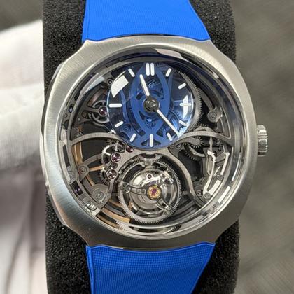 H.Moser & Cie. 6811-1200