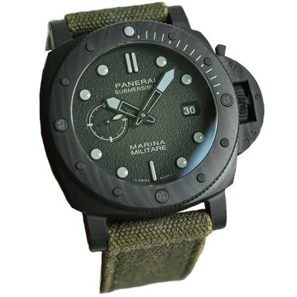 Panerai Submersible PAM 01698