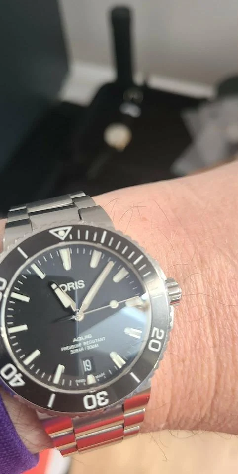 Oris Aquis 01 733 7732 4134-07 8 21 05PEB