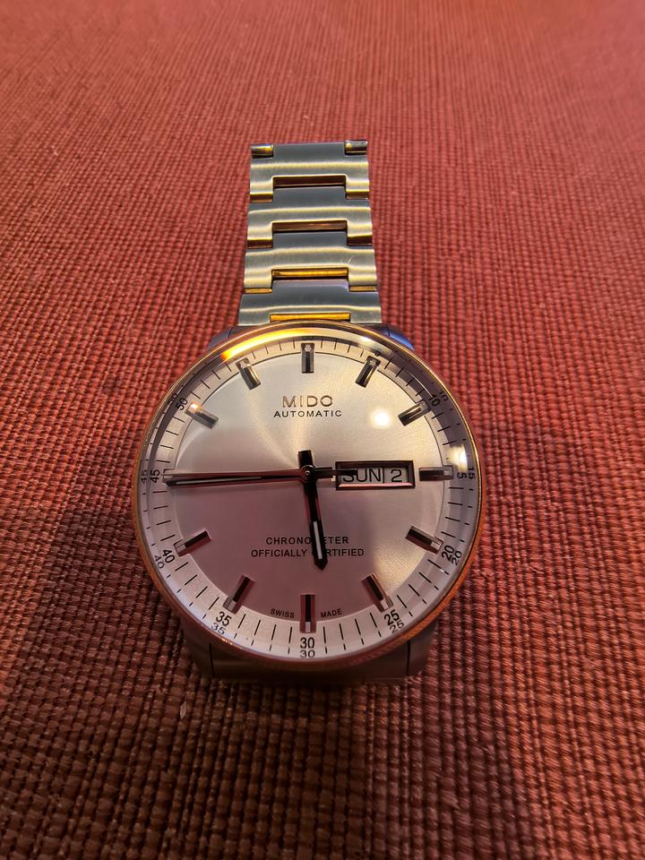 Mido Commander M021.431.22.031.00
