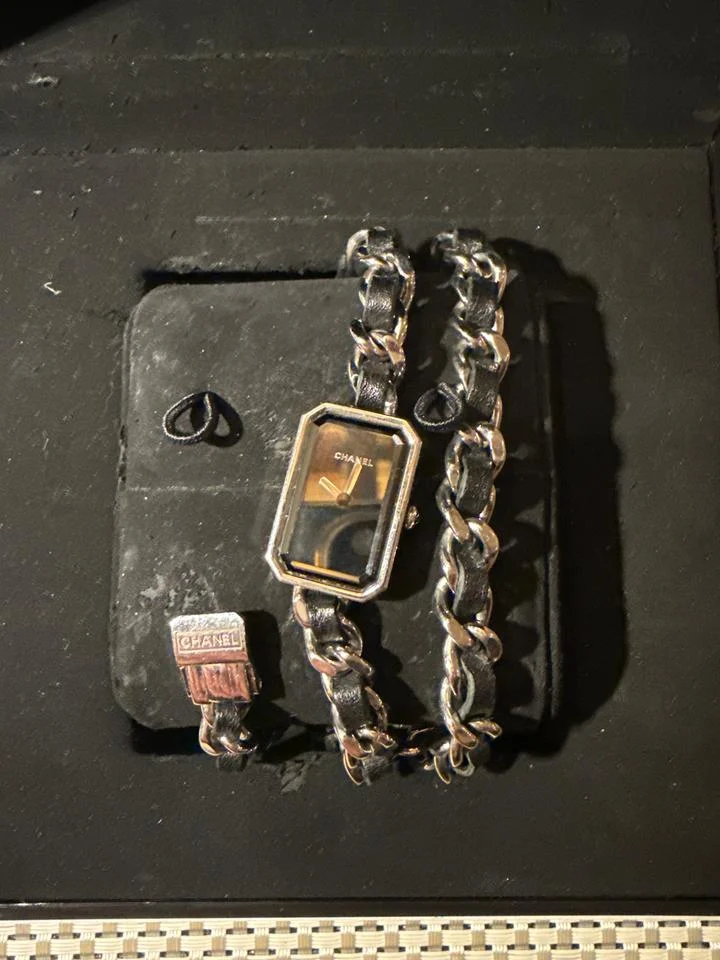Chanel Première H3749
