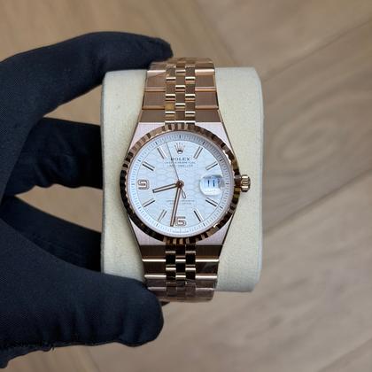 Rolex Land-Dweller 127235