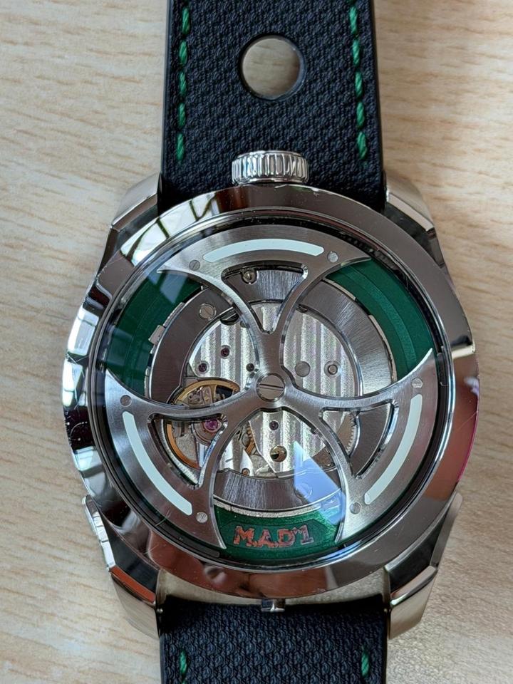 M.A.D. Editions M.A.D. 1 GREEN
