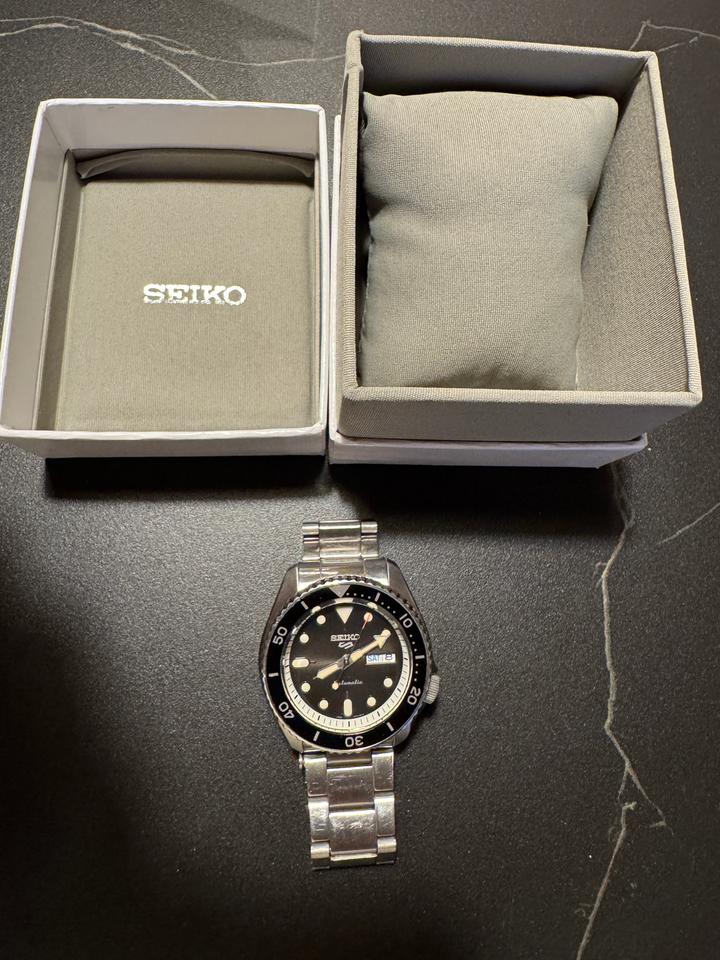 Seiko 5 Sports SRPD73K1