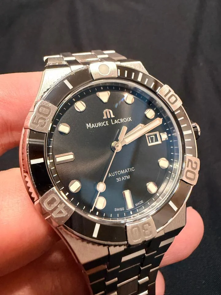 Maurice Lacroix AIKON AI6058-SS002-330-2