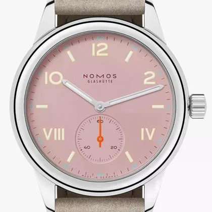 NOMOS Club Campus 706