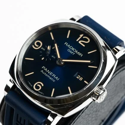Panerai Radiomir PAM 00945