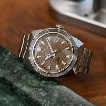 Grand Seiko Sport Collection SBGA403