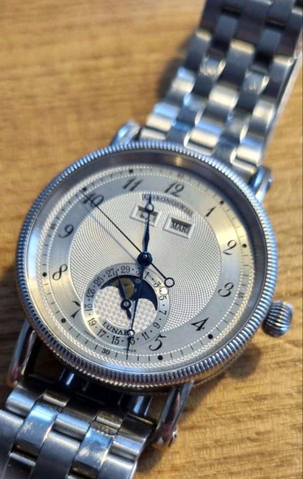 Chronoswiss Lunar CH 9323