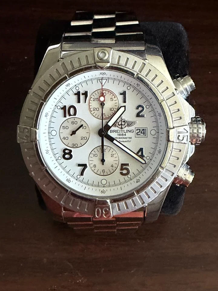 Breitling Super Avenger A1337011/A562