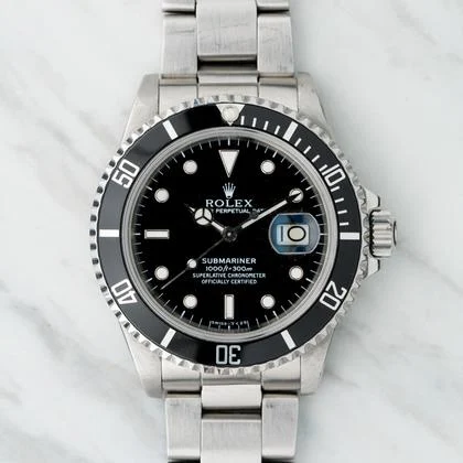 Rolex Submariner Date 16800