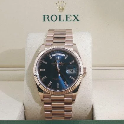 Rolex Day-Date 128235