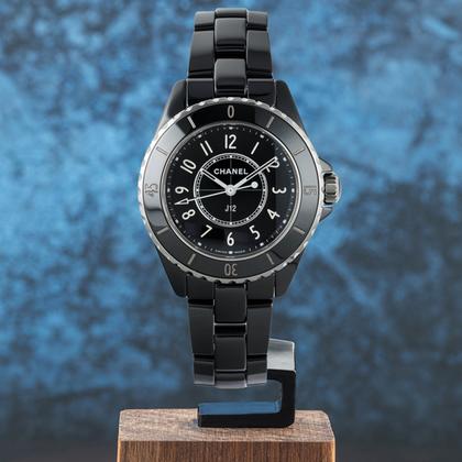 Chanel J12 H5695