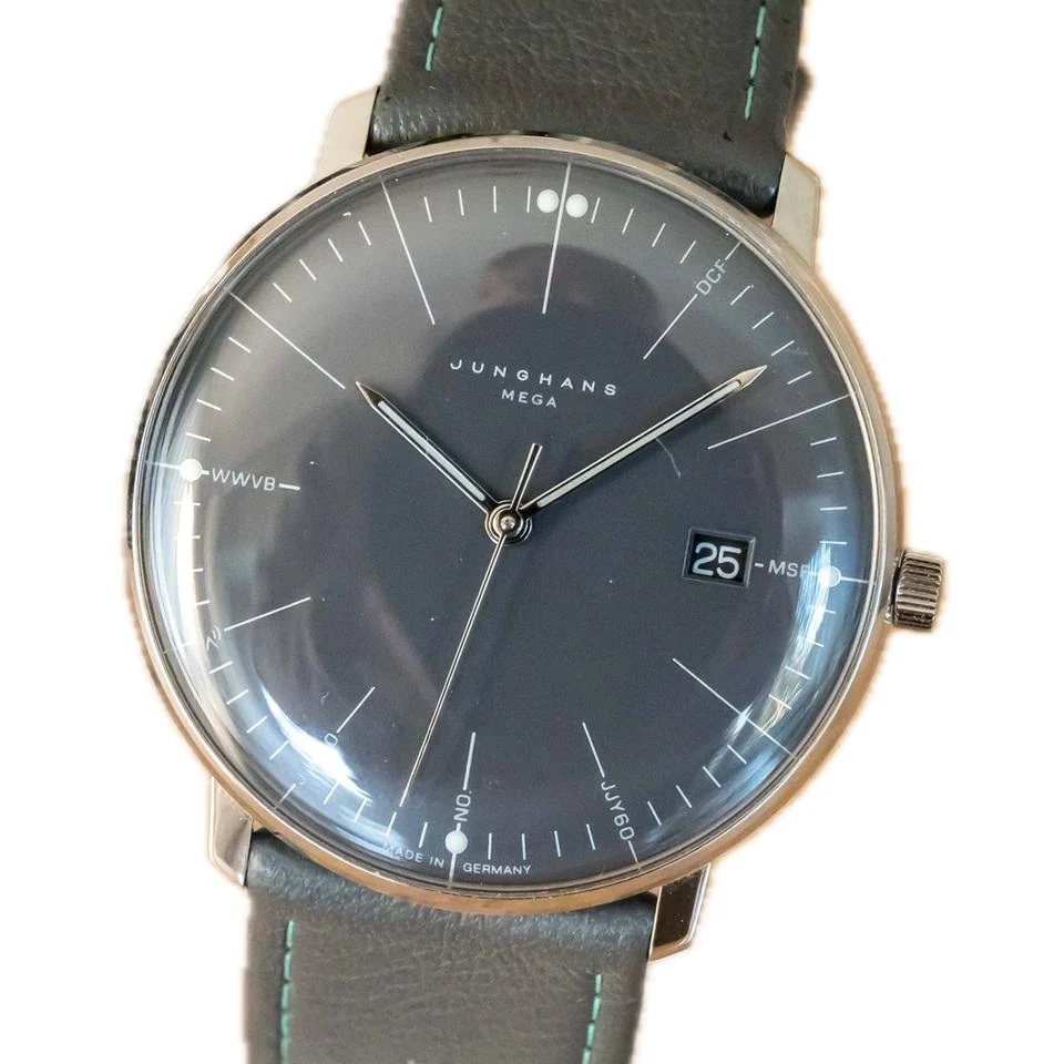 Junghans max bill MEGA 058/4823.00