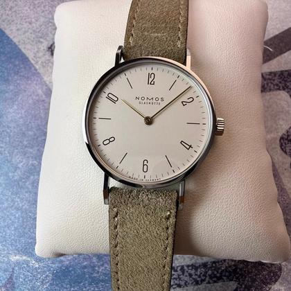 NOMOS Tangente 120