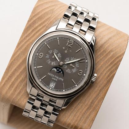 Patek Philippe Annual Calendar 5146/1G