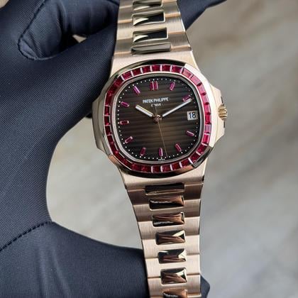 Patek Philippe Nautilus 5723/112R-001