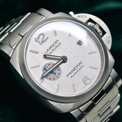 Panerai Luminor Marina PAM 00977