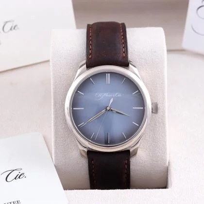H.Moser & Cie. Endeavour 1200-0201