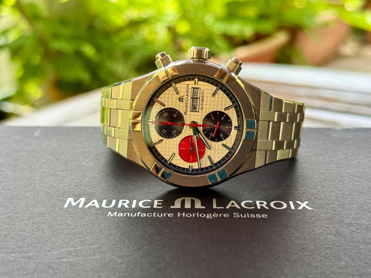 Maurice Lacroix AIKON AI6038-SS001-133-4