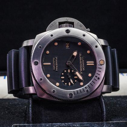 Panerai Luminor Submersible PAM 00569
