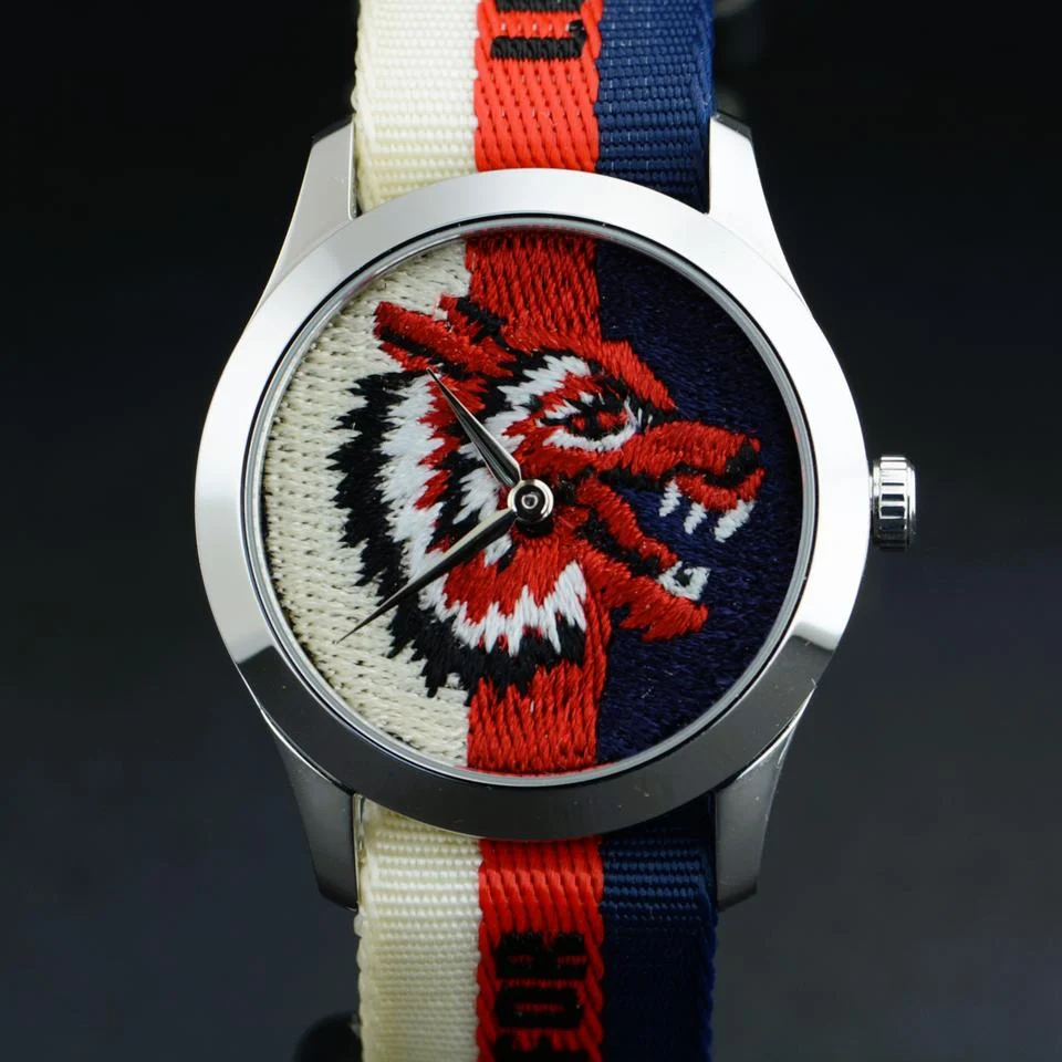 Gucci G-Timeless 126.4