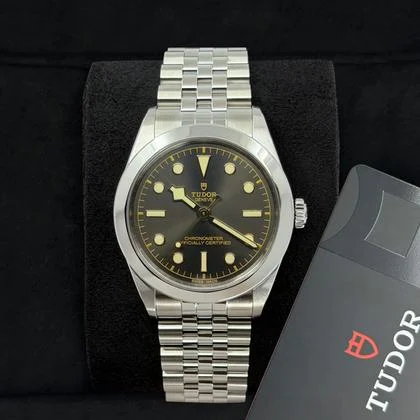 Tudor Black Bay M79660-0001