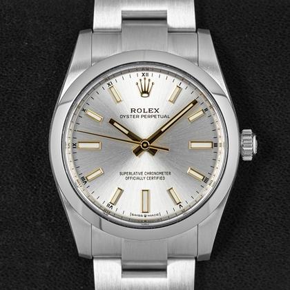 Rolex Oyster Perpetual 124200