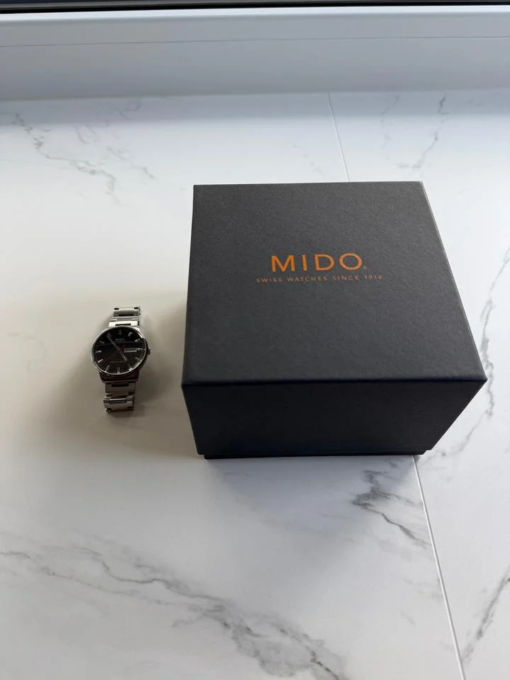 Mido Commander M021.431.11.051.00