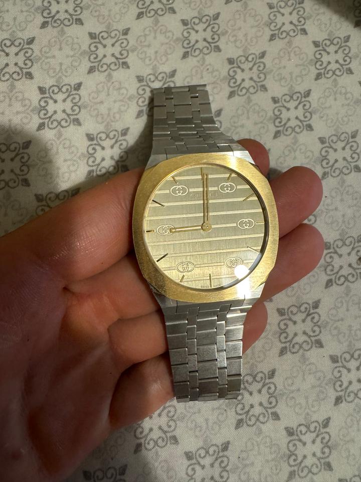 Gucci YA163405