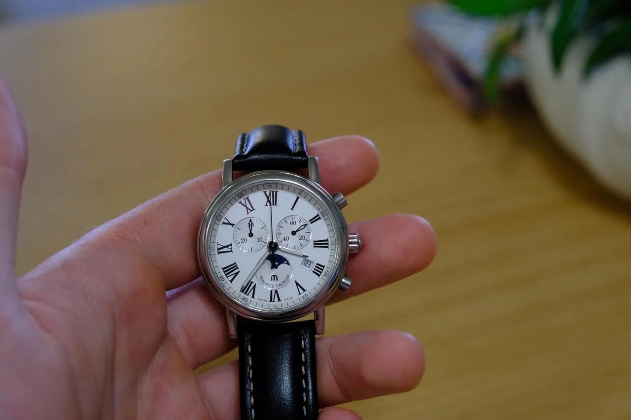 Maurice Lacroix Les Classiques Phases de Lune LC1048