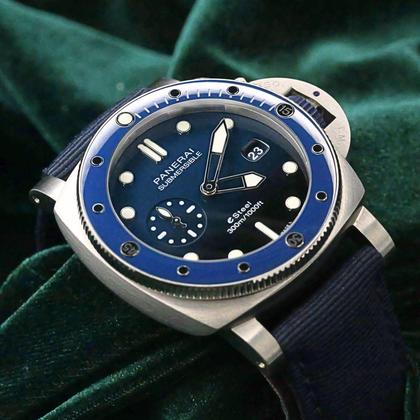 Panerai Submersible PAM 01289