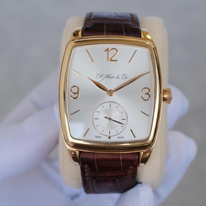 H.Moser & Cie. Henry Double Hairspring 324.607