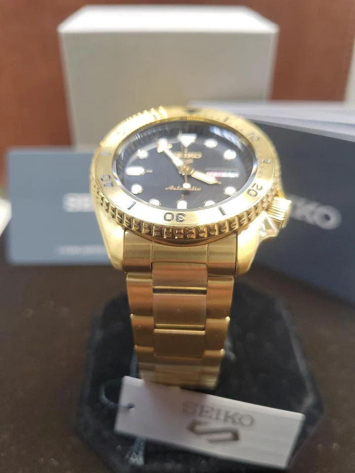Seiko 5 Sports SRPK18