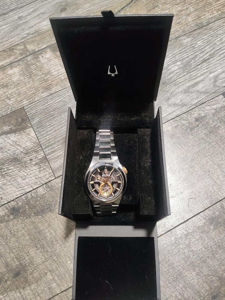 Bulova Classic 98A224