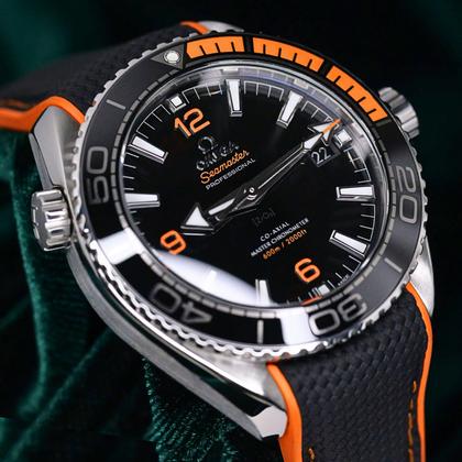 Omega Seamaster Planet Ocean 215.32.44.21.01.001