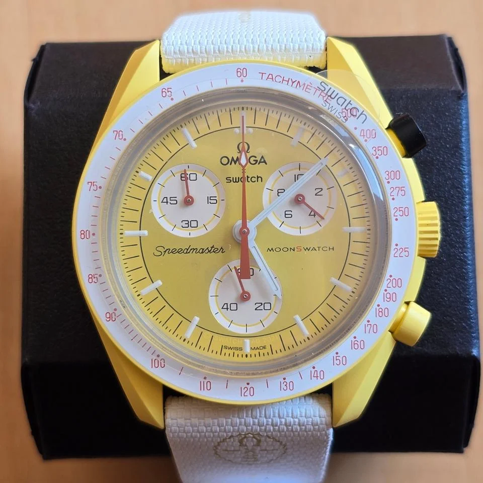 Swatch Moonswatch SSX01J100M