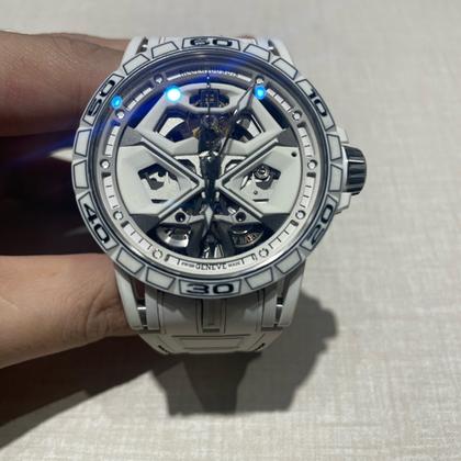 Roger Dubuis Excalibur RDDBEX0947