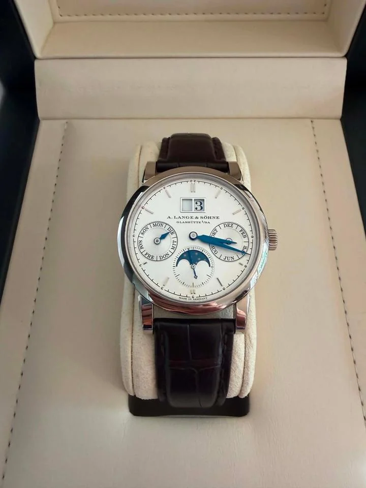 A. Lange & Söhne Saxonia 330.026