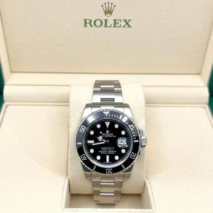Rolex Submariner Date 116610LN 40mm Black Ceramic Bezel Stainless Steel
