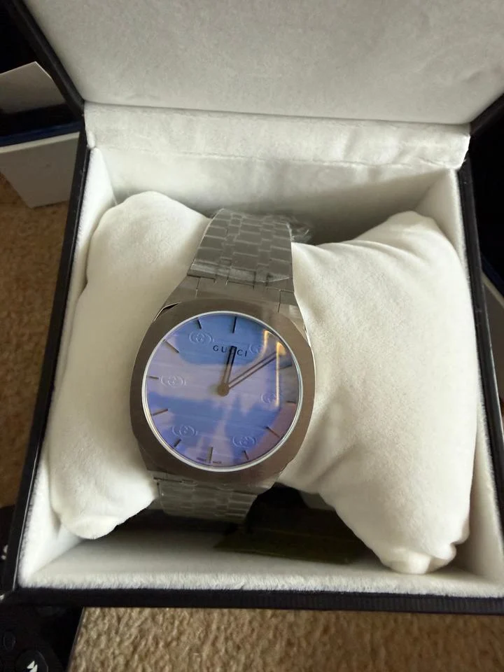Gucci YA163409