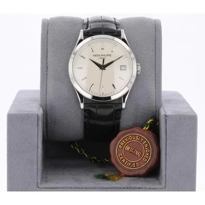 Patek Philippe Calatrava 5296G-010
