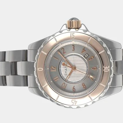 Chanel J12 H4197