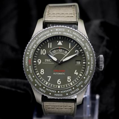 IWC Pilot Timezoner IW395601