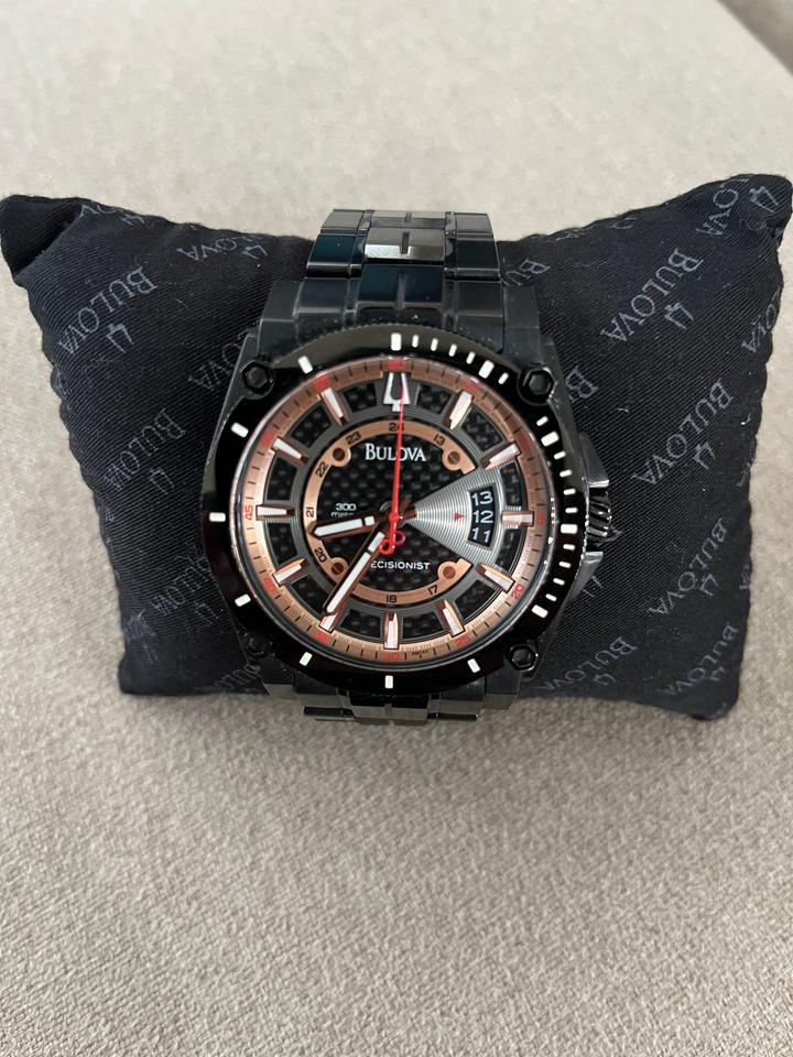 Bulova Precisionist 98B143