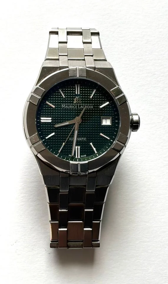 Maurice Lacroix AIKON AI6007-SS002-630-1