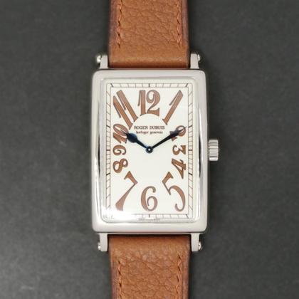 Roger Dubuis Much More M28180