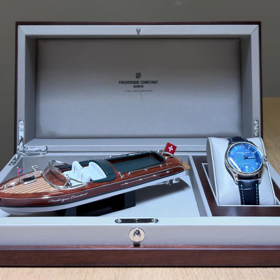 Frederique Constant Runabout FC-303RMLN5B6